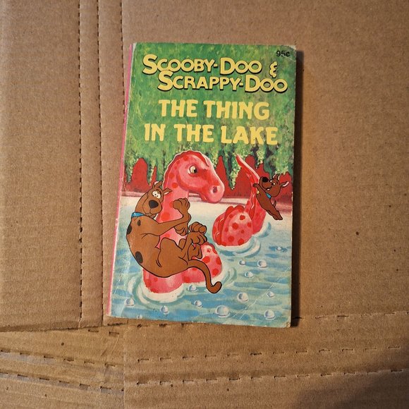 The Thing in the lake - Picture 1 of 6